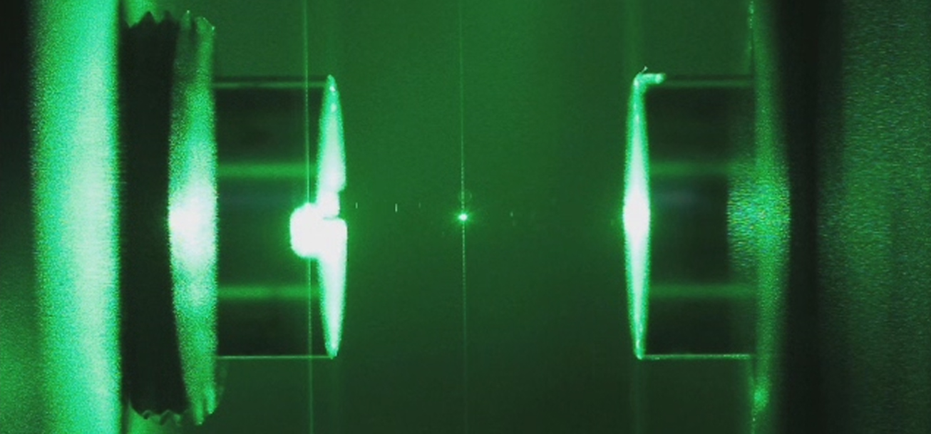 Optical levitation-associated atomic loading in a dipole trap